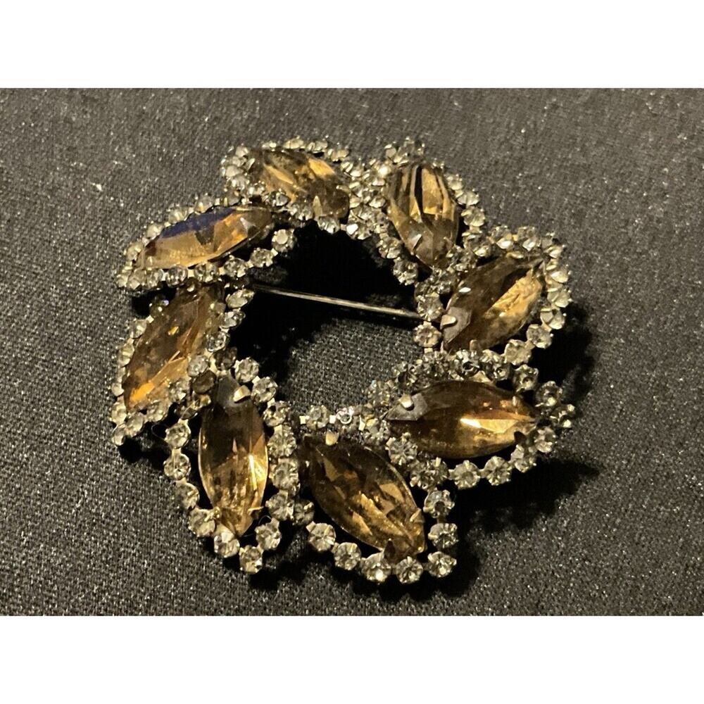 Weiss Vintage Rhinestone, Brown Marquis Brooch